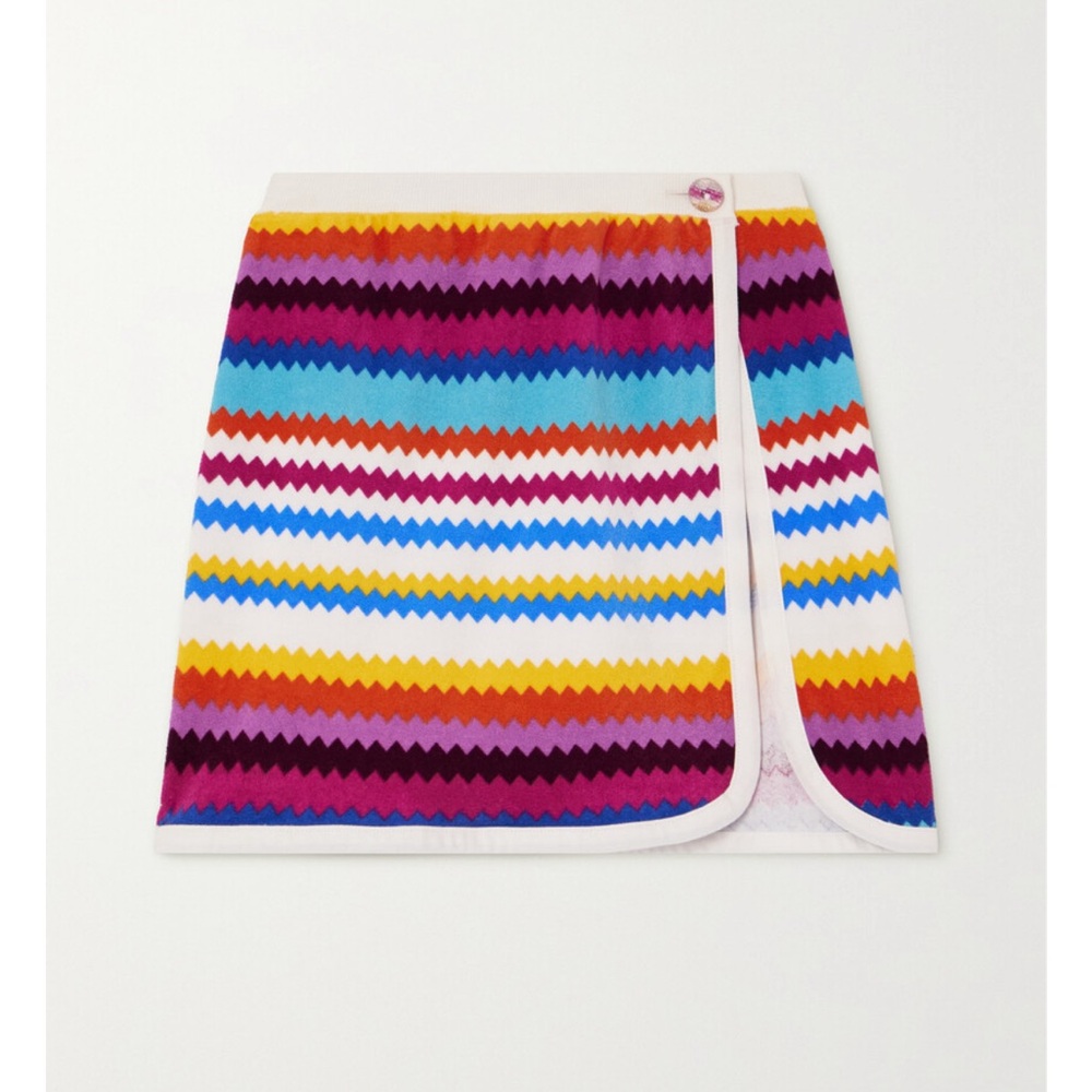 New with tags never been worn Missoni wrap skirt. Us size 4 (IT 40, UK8, FR 36)